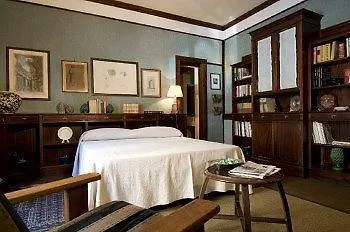 فندق مبيت وإفطار Rent Florio 3*